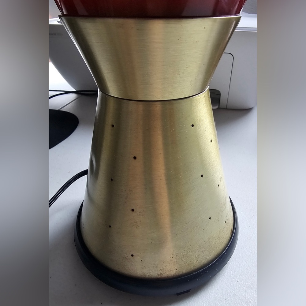 Vintage authentic working 70’s Gold and Red Lava Lamp Decor - Picture 4 of 9